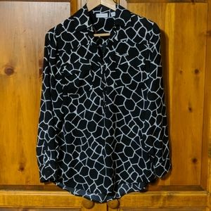 New York & Company Black And White Blouse Size M